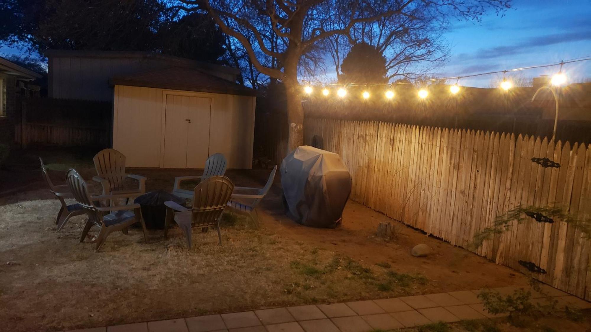 Hot Tub, Privacy, Sleeps 11 & Tons Of Space! Lubbock Exterior photo